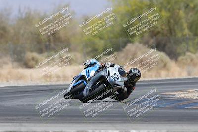 media/Apr-19-2025-CVMA (Sat) [[586b59ad56]]/Race 4-Formula Middleweight/
